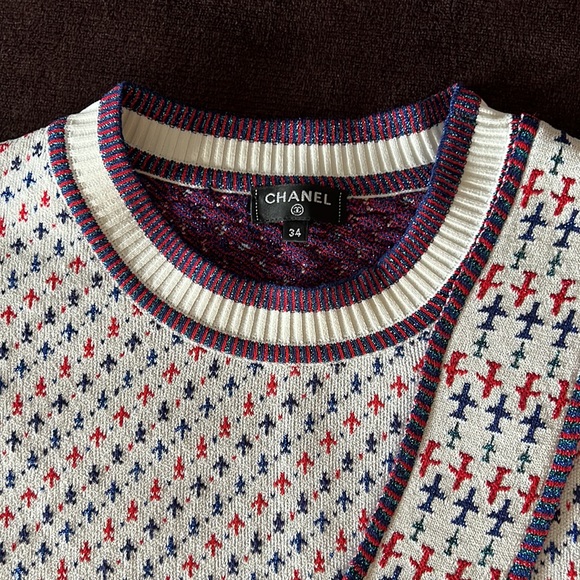 CHANEL | Sweaters | Chanel 26 Airplane 